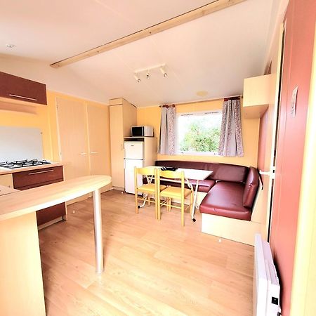 Camping Les 2 Salamandres Arces-sur-Gironde Exterior photo